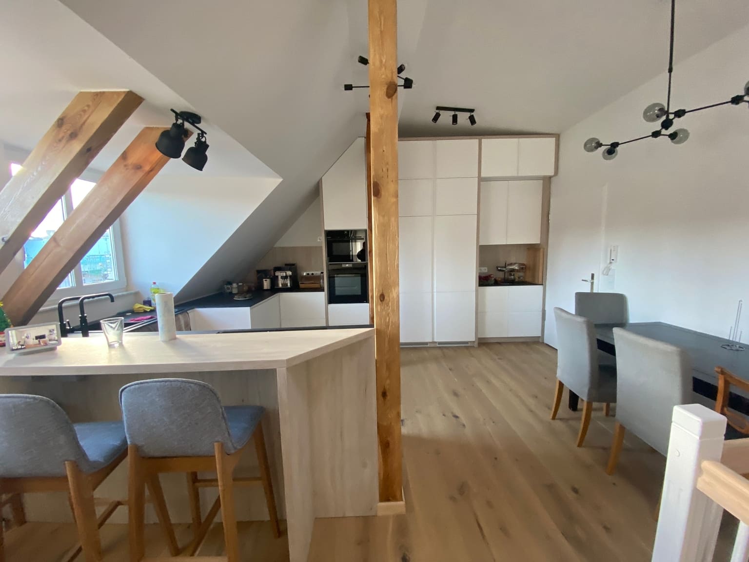 Drisnerstrasse - Whole flat renovation Plumber works elcrician ect 100m2